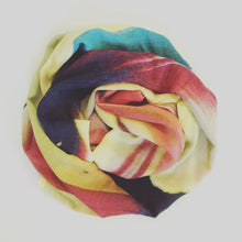 Load image into Gallery viewer, Gladiolus Scarf