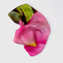 Load image into Gallery viewer, Tulip Pocket Square