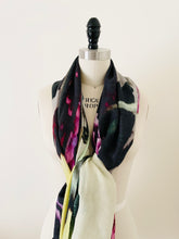 Load image into Gallery viewer, Craspedia Scarf