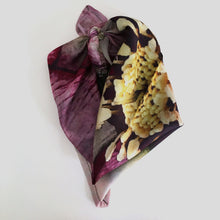 Load image into Gallery viewer, Hellebore Scarf