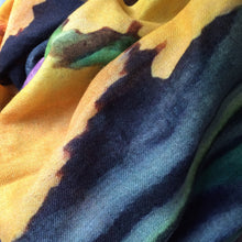 Load image into Gallery viewer, Chrysanthemum Scarf