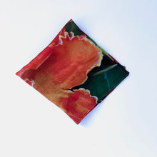 Load image into Gallery viewer, Spathodea Petite Square